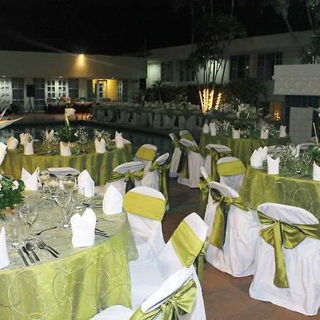 Siesta Hotel And Casino Antiguo Cuscatlan Екстер'єр фото