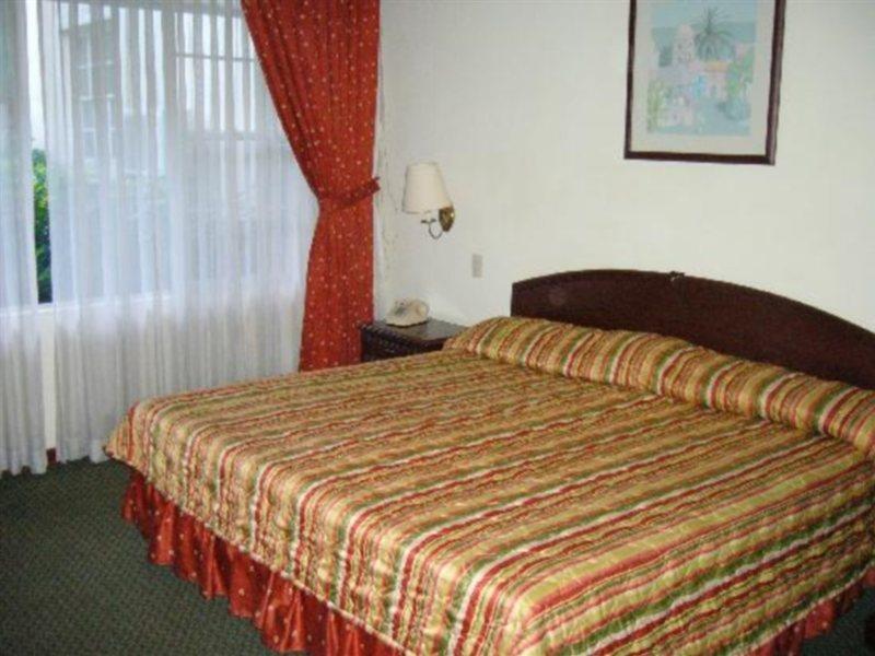 Siesta Hotel And Casino Antiguo Cuscatlan Екстер'єр фото